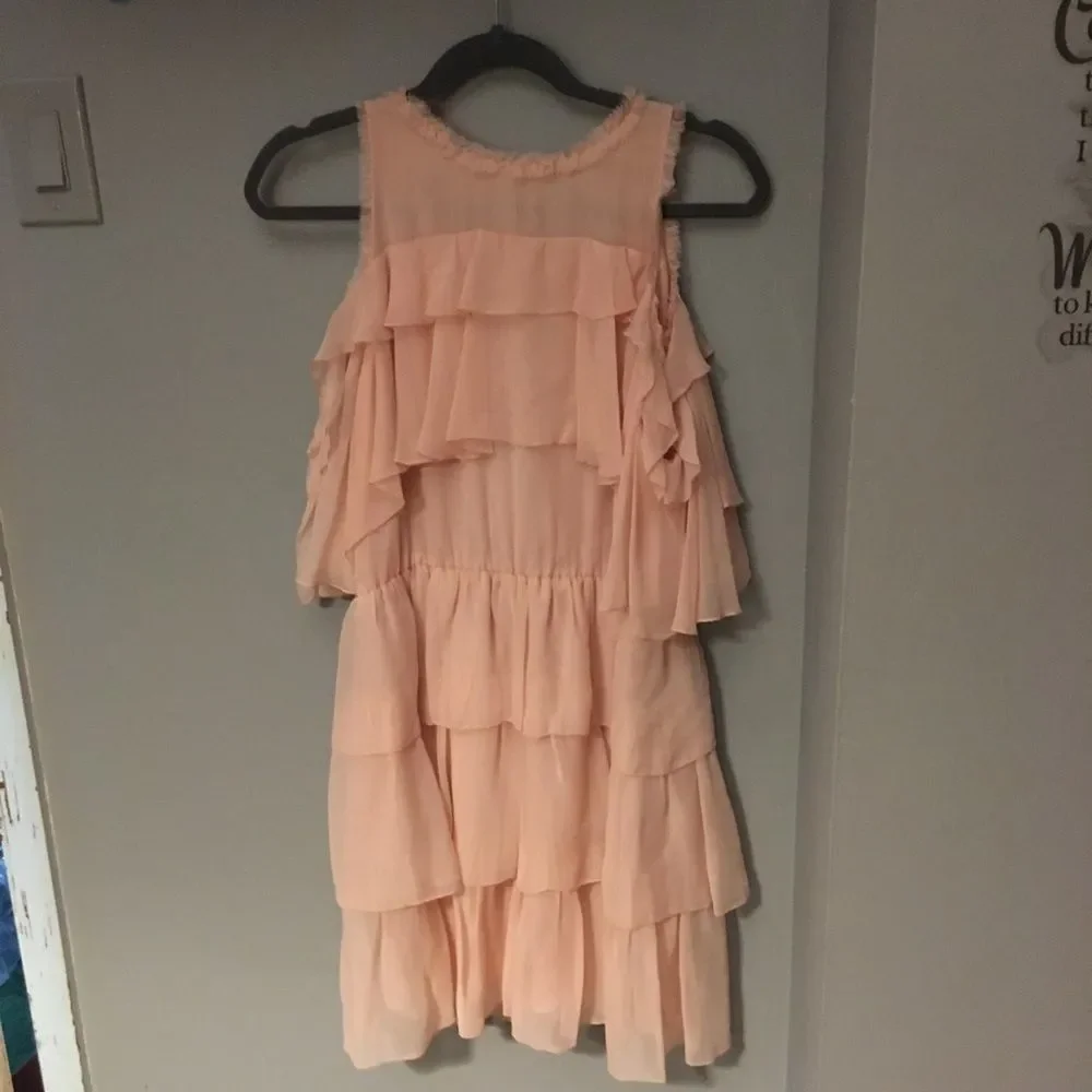 NWT $395 alice + olivia | Nichola | Tier Ruffled Silk Cold-Shoulder Dress | 12 - Picture 3 of 16